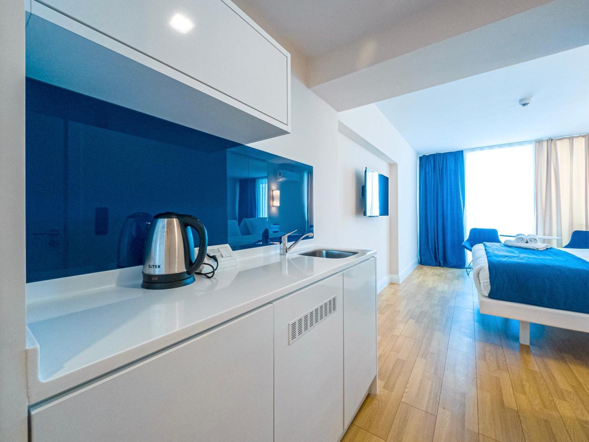 באטומי Cozy City Apartments In Orbi מראה חיצוני תמונה